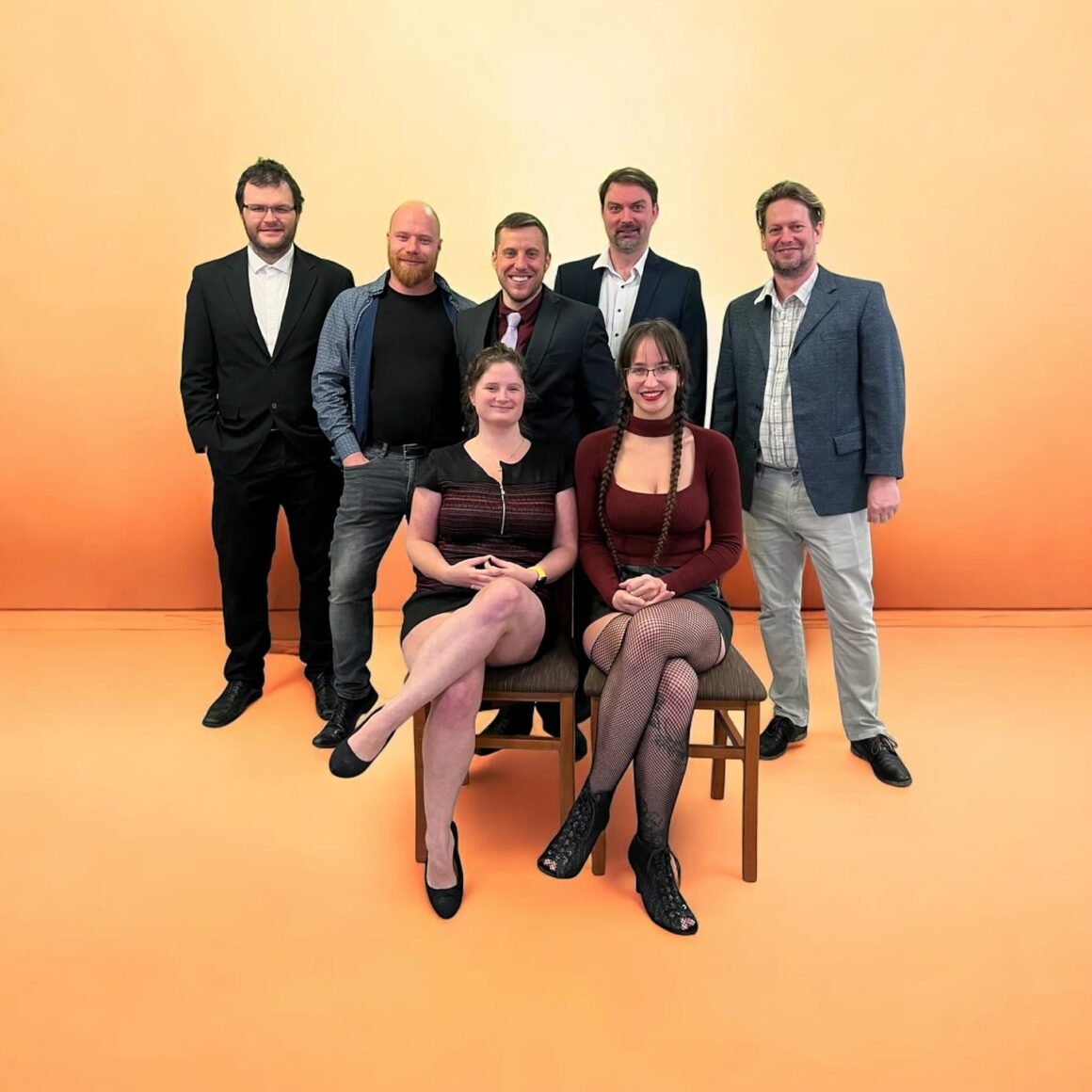 Divadelní spolek Pípa přiveze do Chrudimi ověnčenou komedii Blbec k večeři