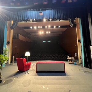 Divadlo Vrchlického Louny V Lounských luzích se večeřelo s Blbcem!