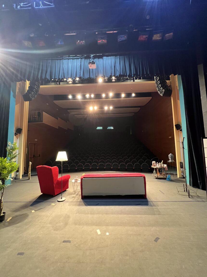 Divadlo Vrchlického Louny V Lounských luzích se večeřelo s Blbcem!