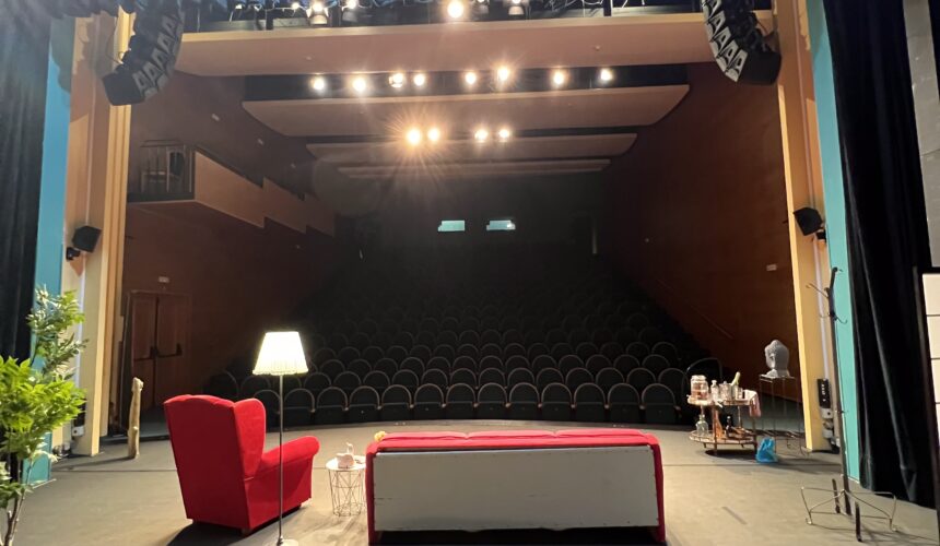 Divadlo Vrchlického Louny V Lounských luzích se večeřelo s Blbcem!